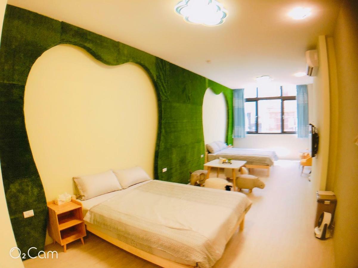 Greenonly Homestay Tainan Extérieur photo